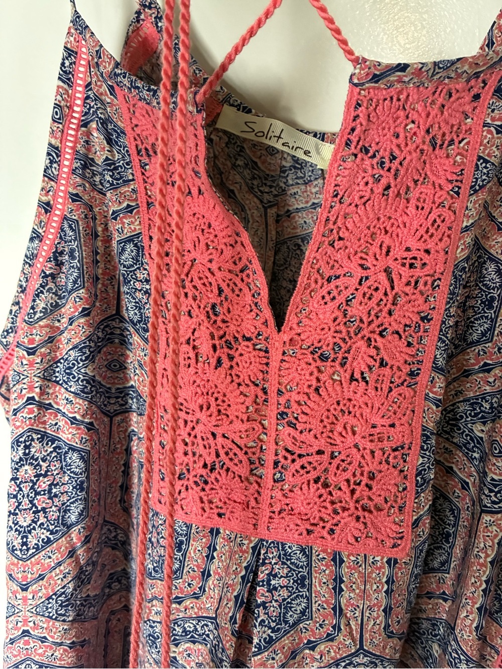 Sole Society Pink and Blue Crochet-Accent Printed Cami Solitaire Size L women - Picture 4 of 9